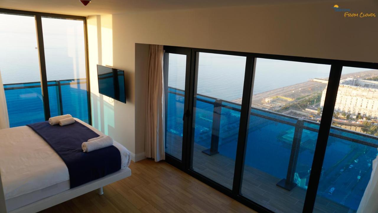 Sea View From The Clouds Aparthotel Batumi Exteriör bild